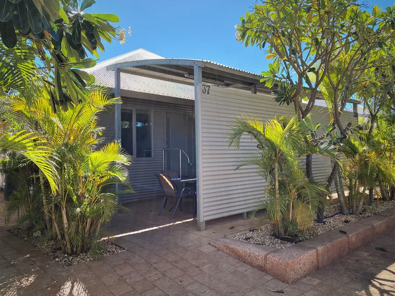 RESORT STYLE VILLA IN MANAGED COMPLEX