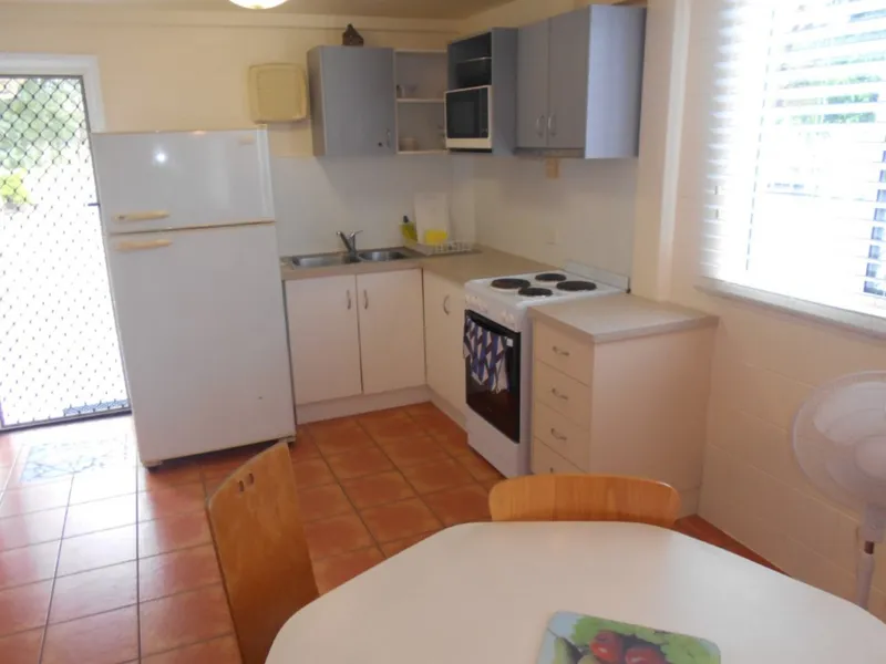 UPSTAIRS & DOWNSTAIRS LIVING - FULLY SELF-CONTAINED & LARGE SHED!