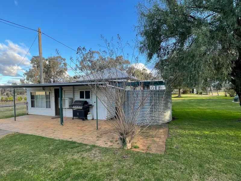 HOUSE THROWN IN FOR FREE!