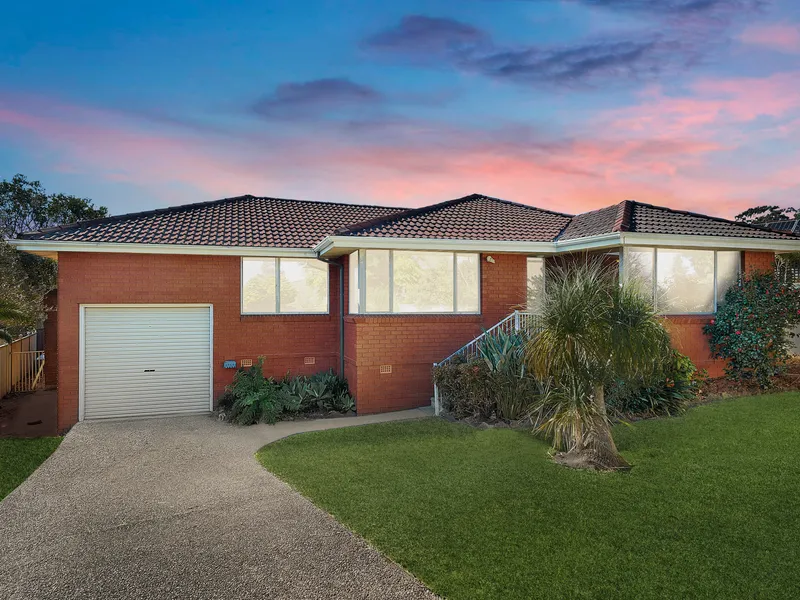 Family home offers enormous potential in idyllic locale