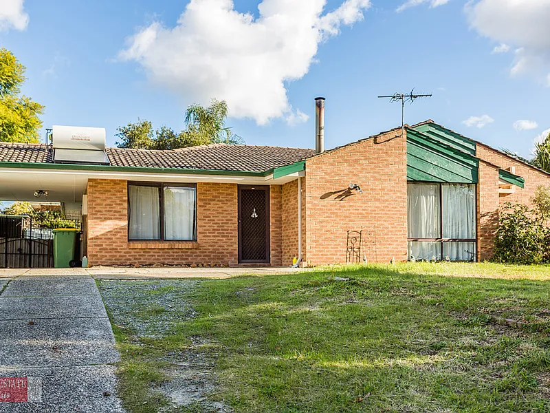 Room for the Car & Caravan