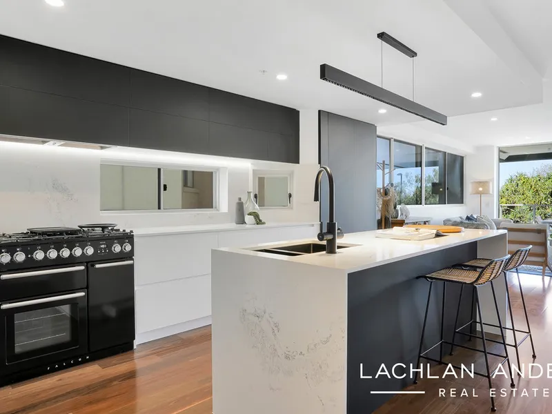 THE EPITOME OF ELEGANCE, LUXURY & SOPHISTICATION