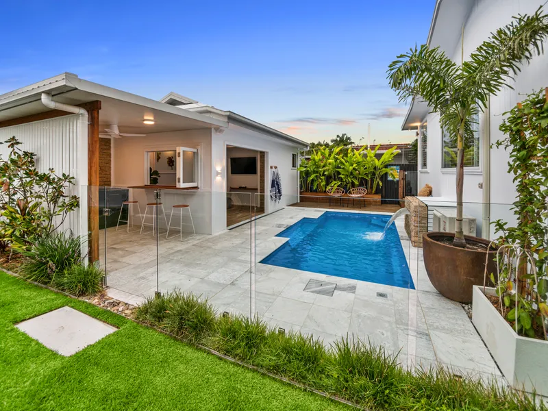 Coastal Luxe in the Heart in Paradise Point