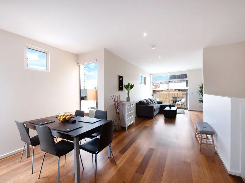 Low Maintenance Living in the Heart of the CBD