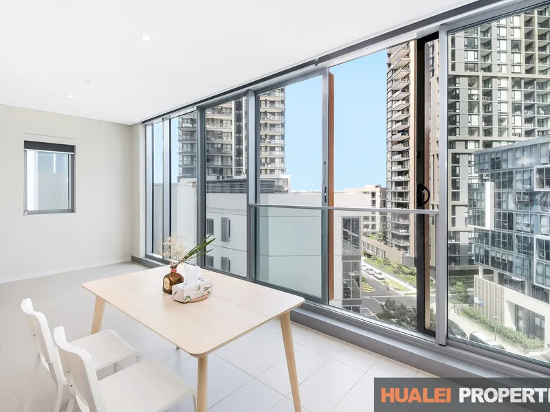 Beautiful Apartment Located On Level 9