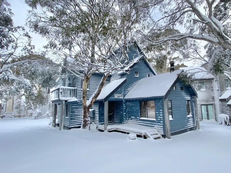 DUAL OCCUPANCY CHALET