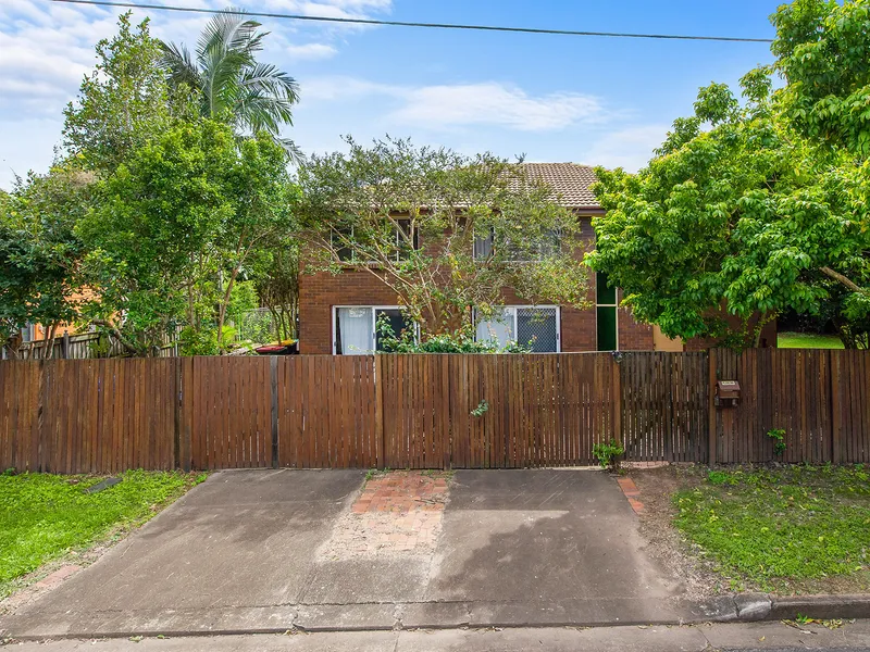 GRACEVILLE CLASSIC WITH LOADS OF POTENTIAL