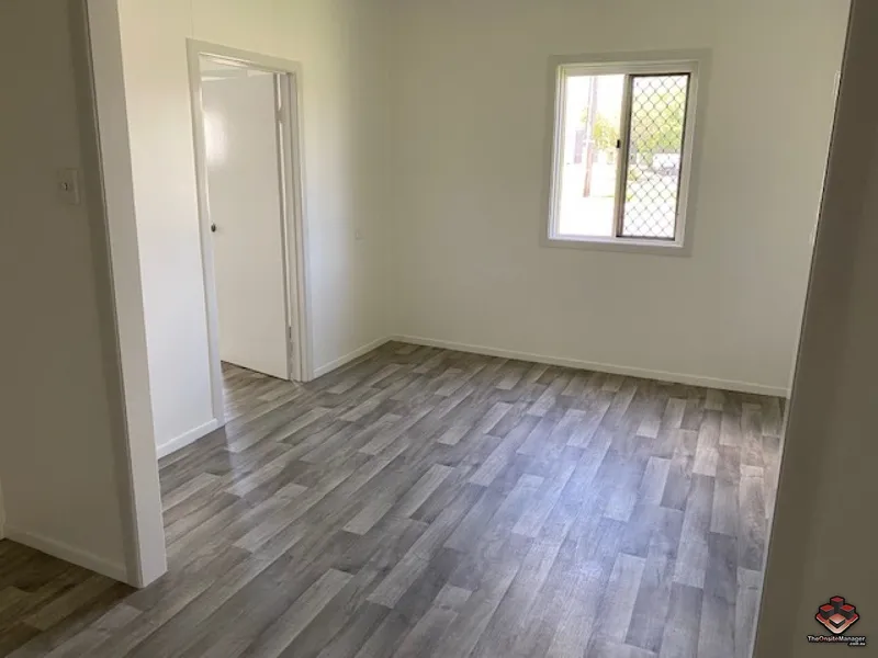 INGHAM Unit Freshly Renovated