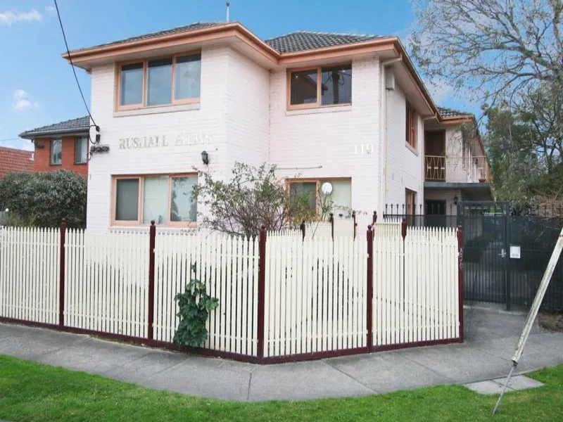 PERFECTLY POSITIONED PROPERTY