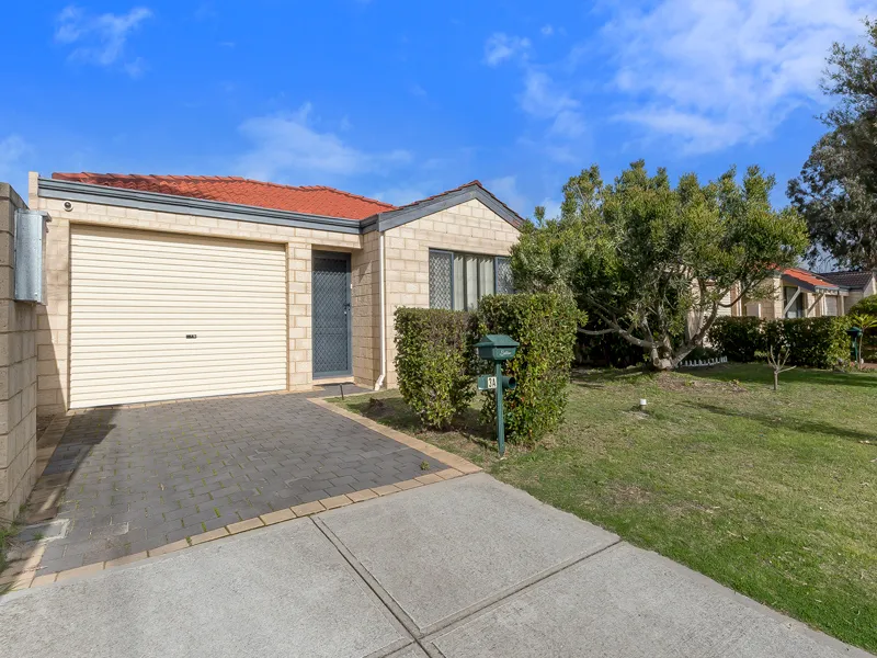 Best Value in East Cannington! Street Facing in a Quiet Street!! Not in a Complex!!!