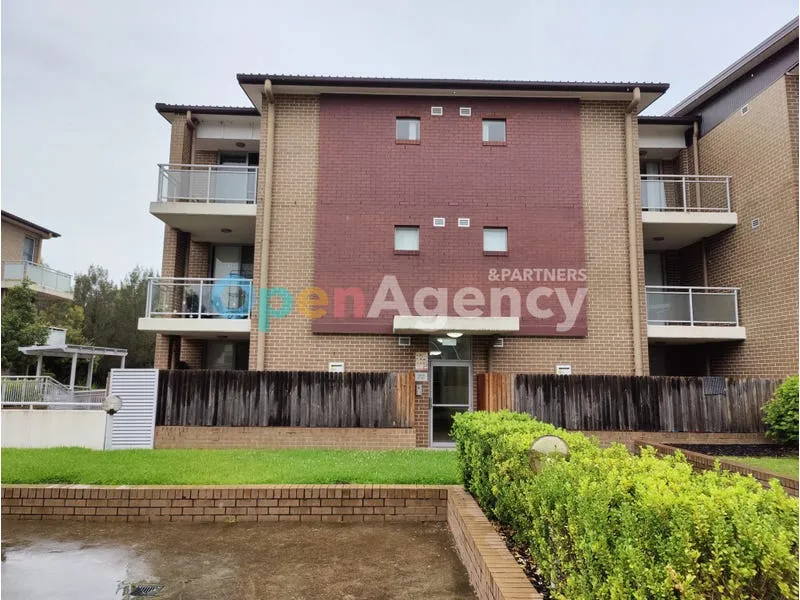 Stylish Two Bedroom Apartment NOW LEASING!!!