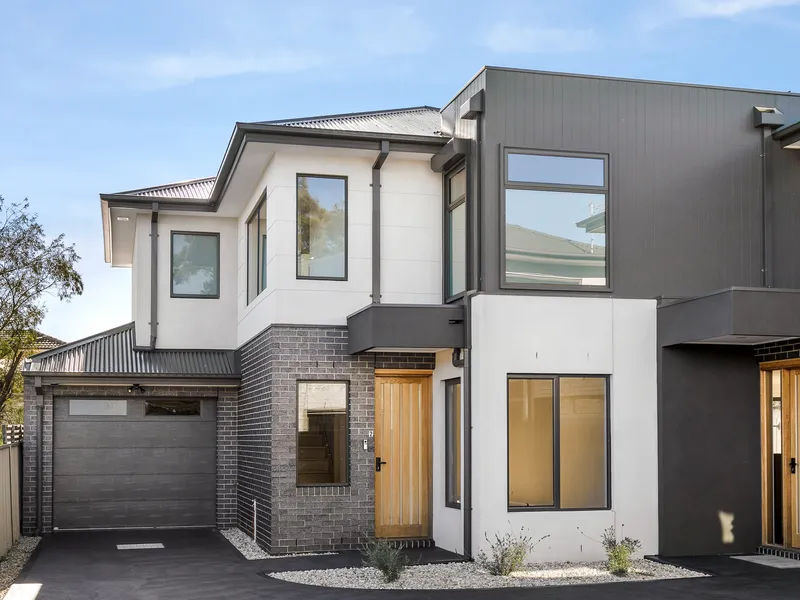 Luxurious Living with Ample Space