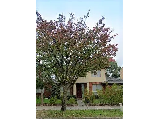 Spacious & Stunning Townhouse