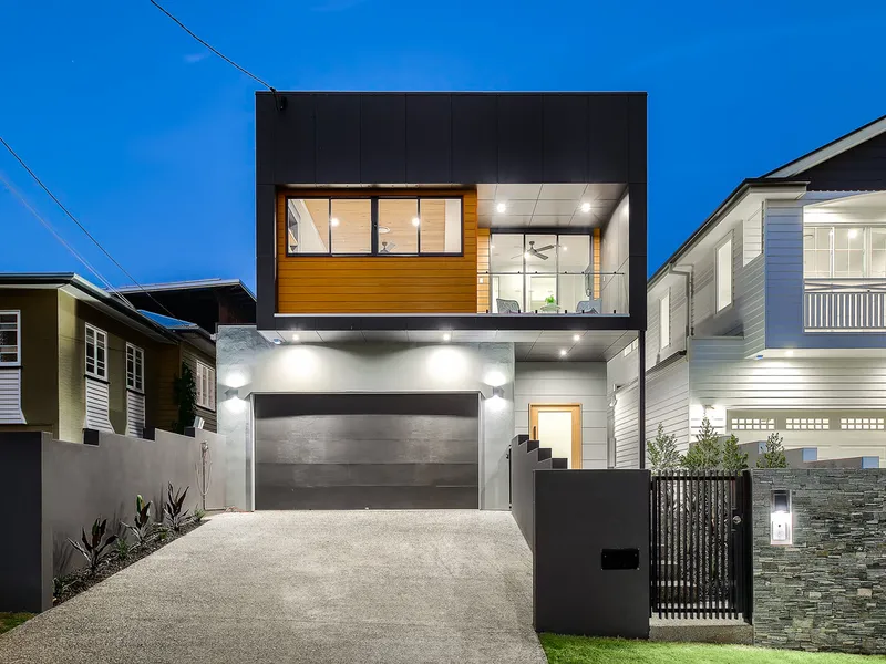 The luxury of choice and Mt Gravatt’s finest ever homes.