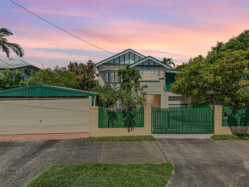 City Fringe Queenslander. Close to Everything!