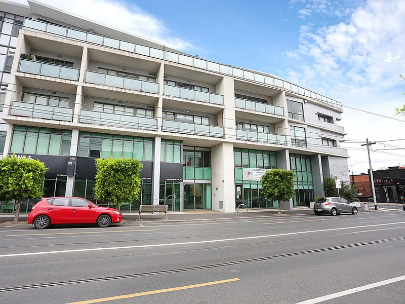 Spacious modern living with lifestyle options