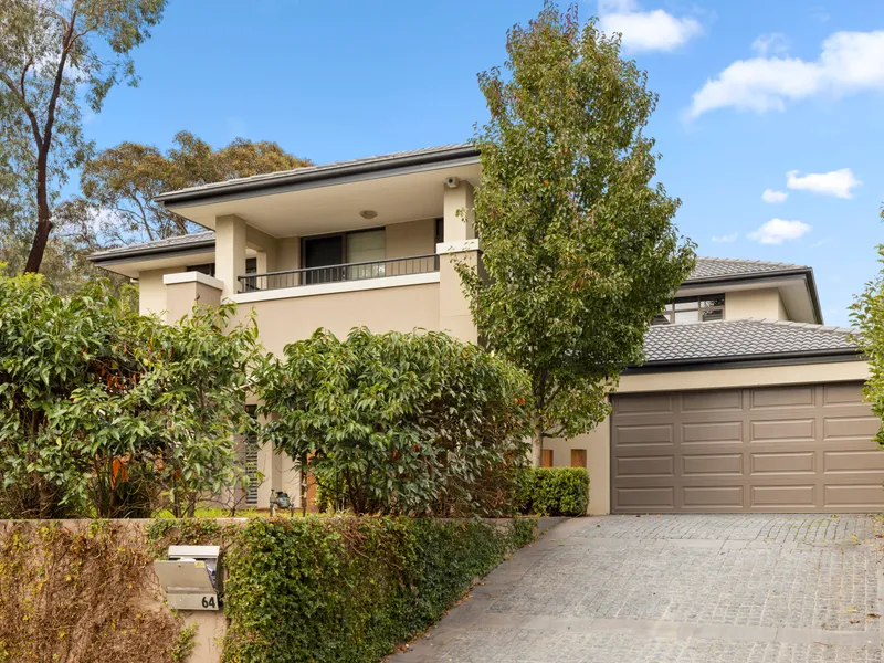 Luxury House for sale - 641 sqm land