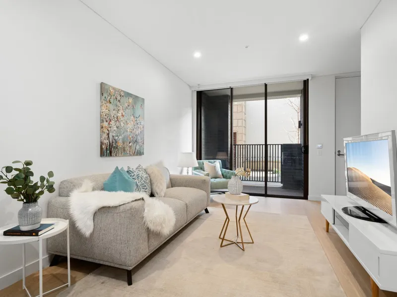 New Luxury 2 Bedroom Townhouse 