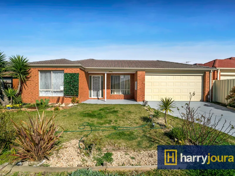 Beautiful house – Walking distance to Shops and Train Station