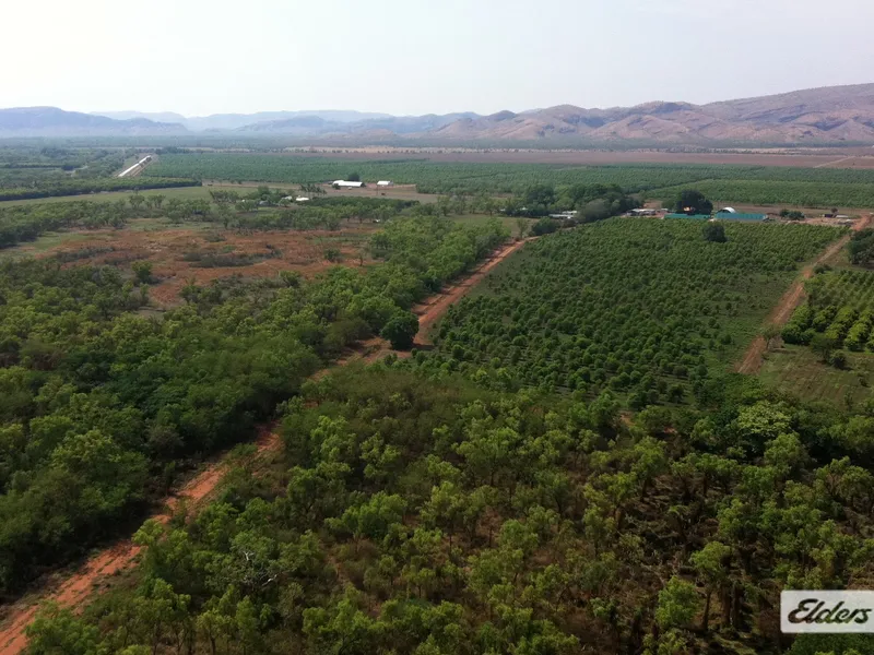Lake Kununurra frontage - 