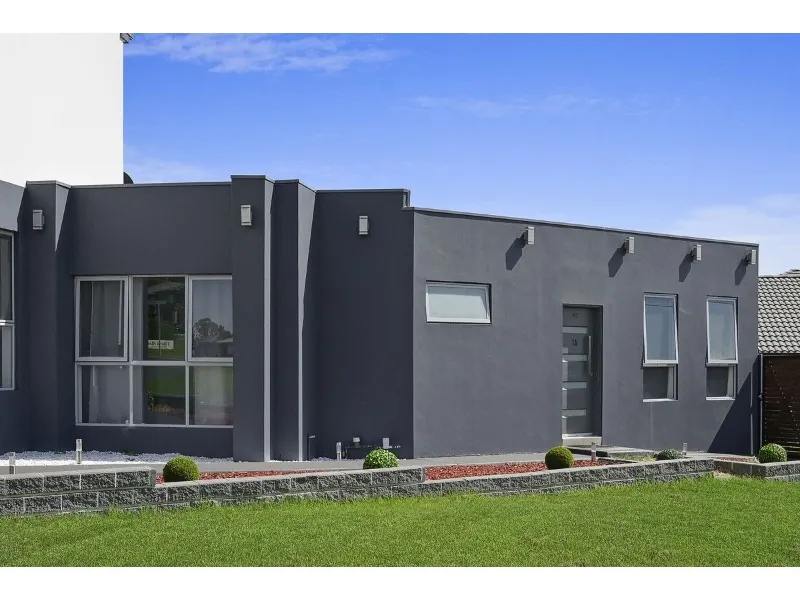 Super Granny Flat