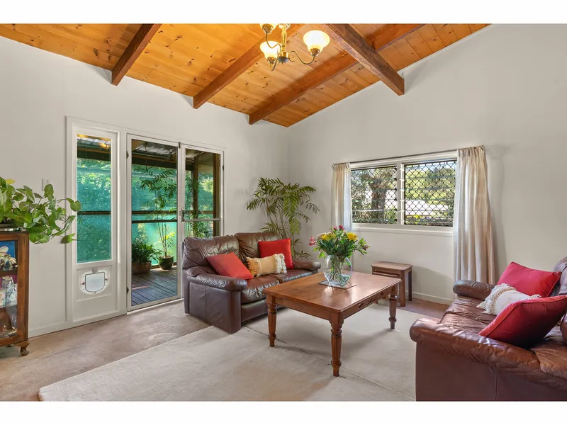 Dual Living in Luscious Sanctuary