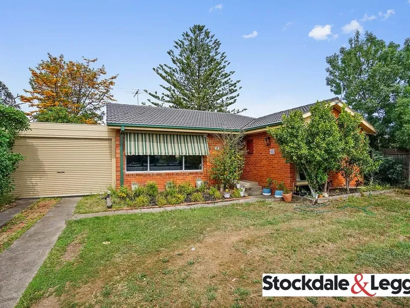 3 BEDROOM FAMILY HOME FOR RENT IN LAVERTON !!