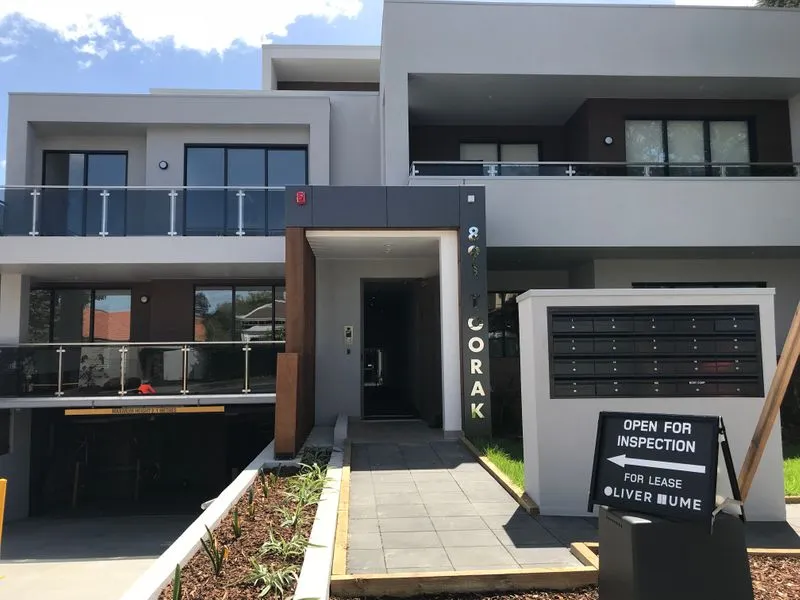 Near New 2 Storey 2 Bedroom Townhouse in Premium Location