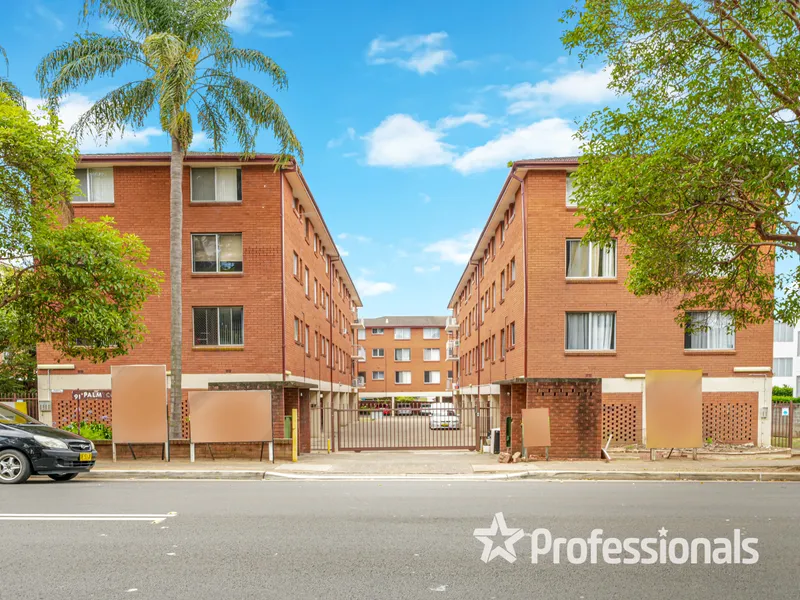 AMAZING FIRST FLOOR | TOP SPOT UNIT IN THE HEART OF CABRAMATTA!