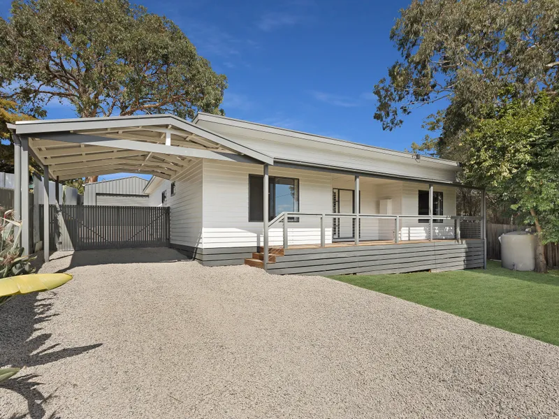 Modern Living in a Peaceful Setting