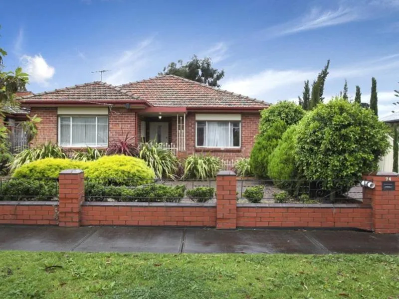 Fantastic Location, Great Opportunity!