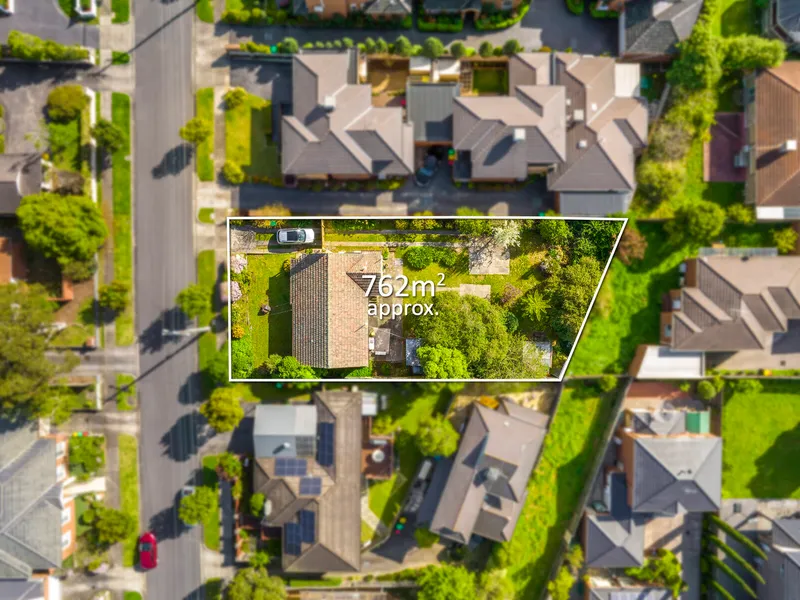 Amazing opportunity with endorsed plans and permits in EDSZ