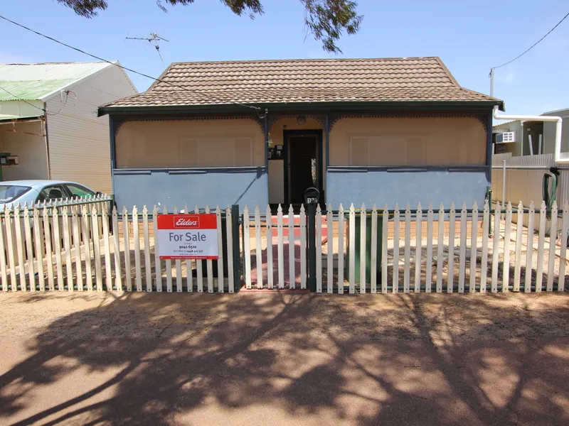 NEATLY PRESENTED FREEHOLD PROPERTY