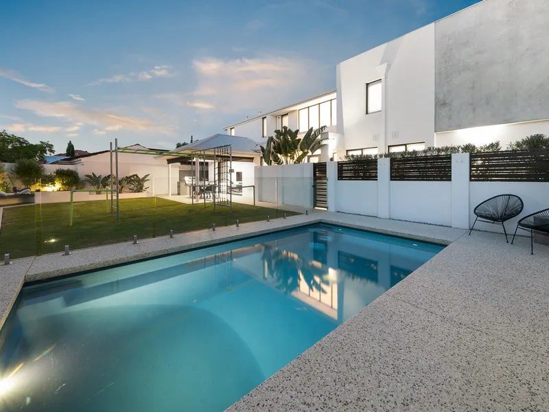 A RESIDENTIAL MASTERPIECE