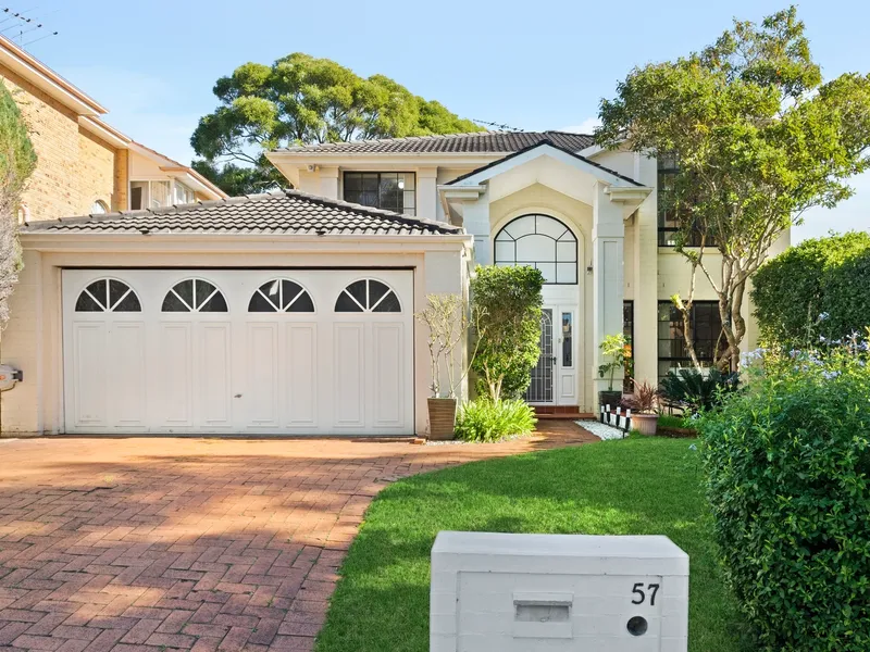 Luxury Living in Prime Duncraig Estate Location