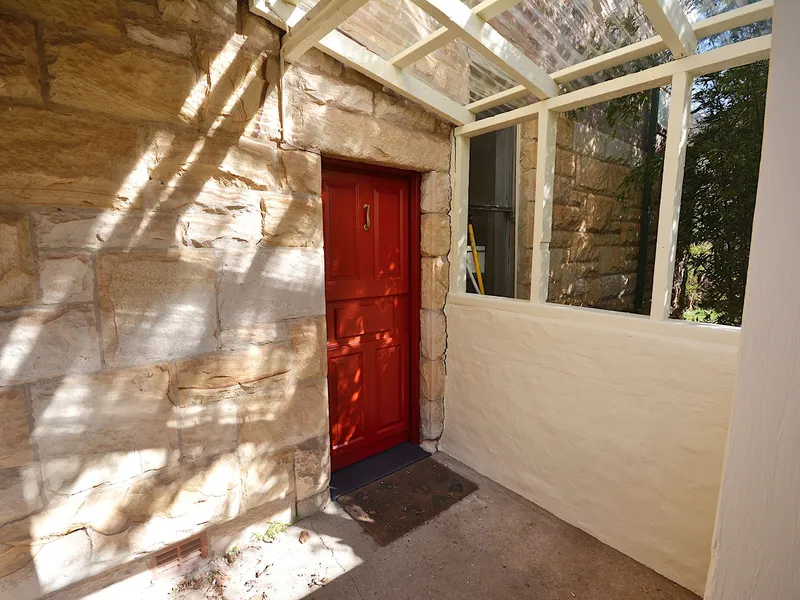 One Bedroom Charmer