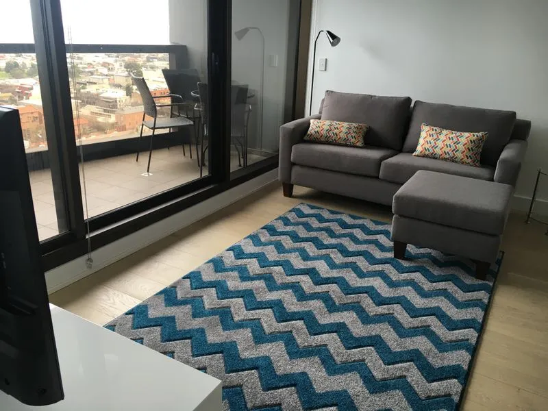 BEAUTIFULLY FURNISHED ONE BEDROOM APARTMENT WITH SEA VIEWS