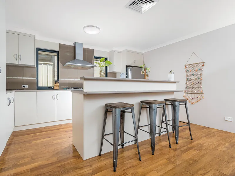 PERFECT FAMILY HOME!