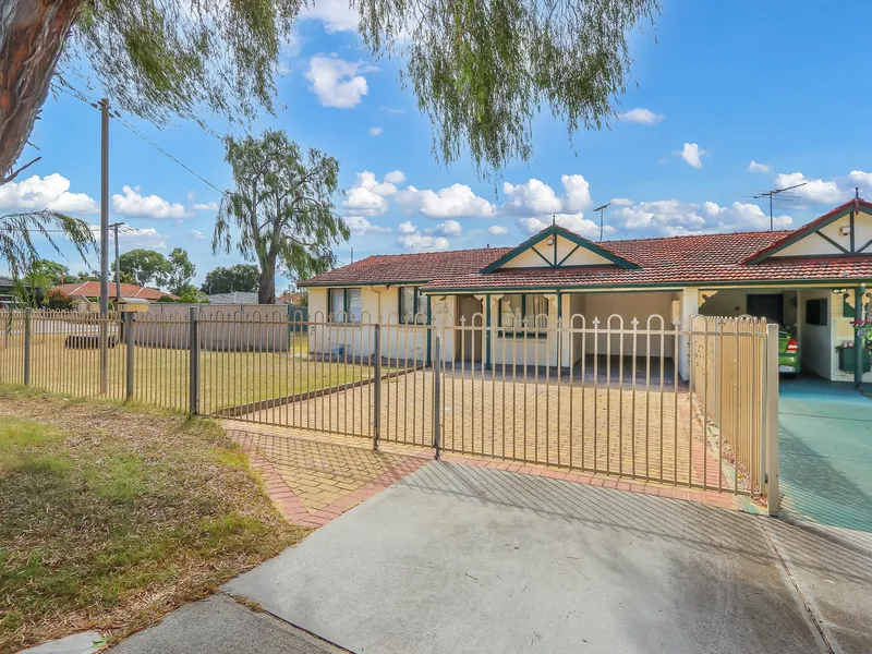 QUIET CUL-DE-SAC! DELIGHT!