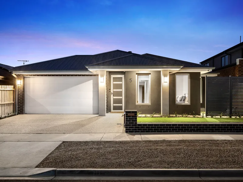 Quality designed, stunning family residence.