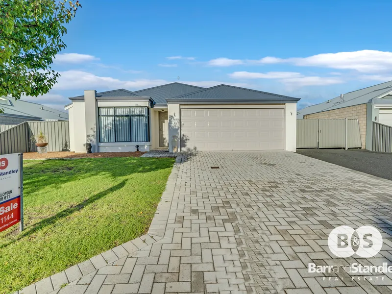 GREAT SIDE ACCESS – HUGE BACKYARD!