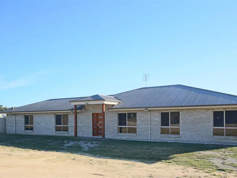 Modern Country Living with Views.....