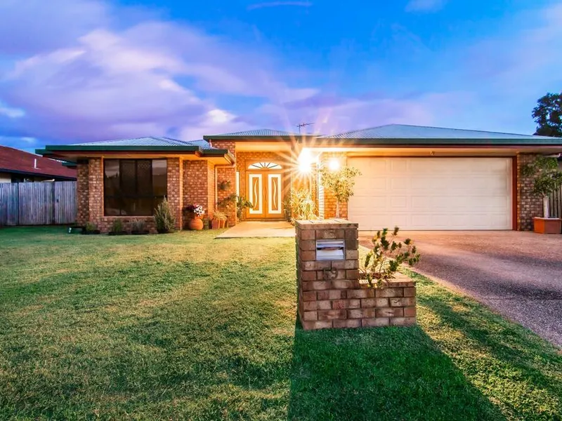 Majestic Executive home in fantastic Location!