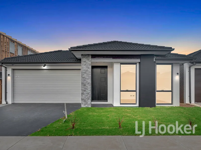 Newly built home awaiting for you!