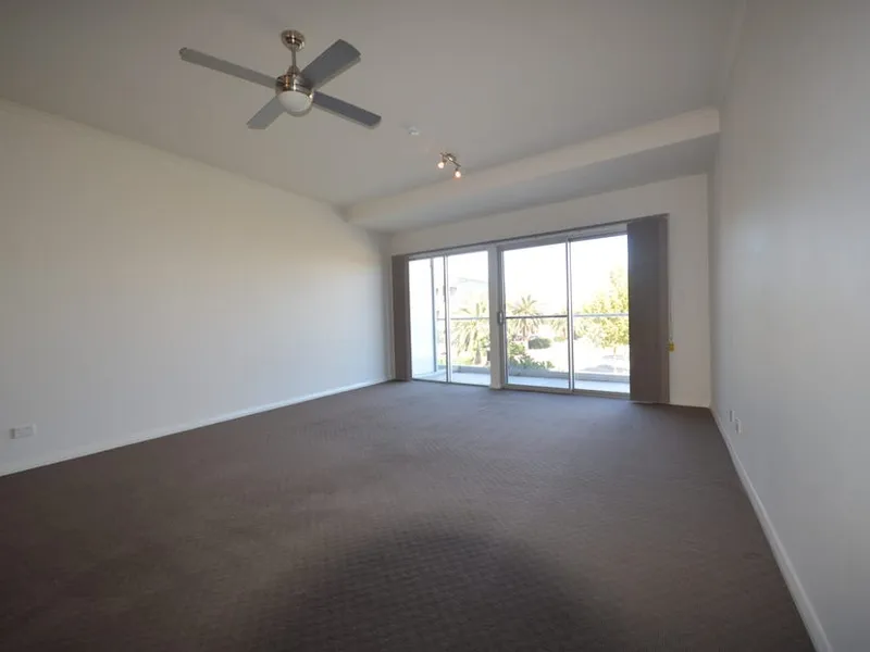 EXCELLENT LOCATION – LOVELY PROPERTY –NO PETS