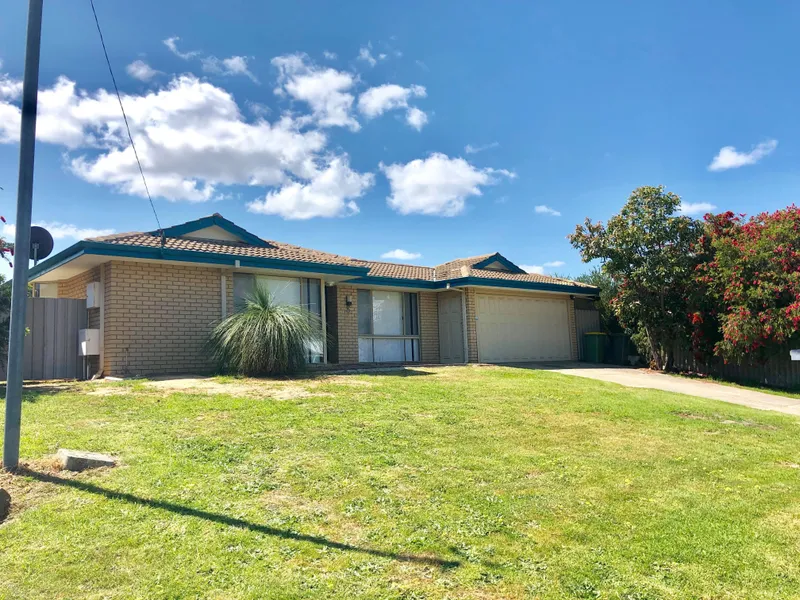 LARGE 4X2 WITH GLIMPSES OF THE CITY