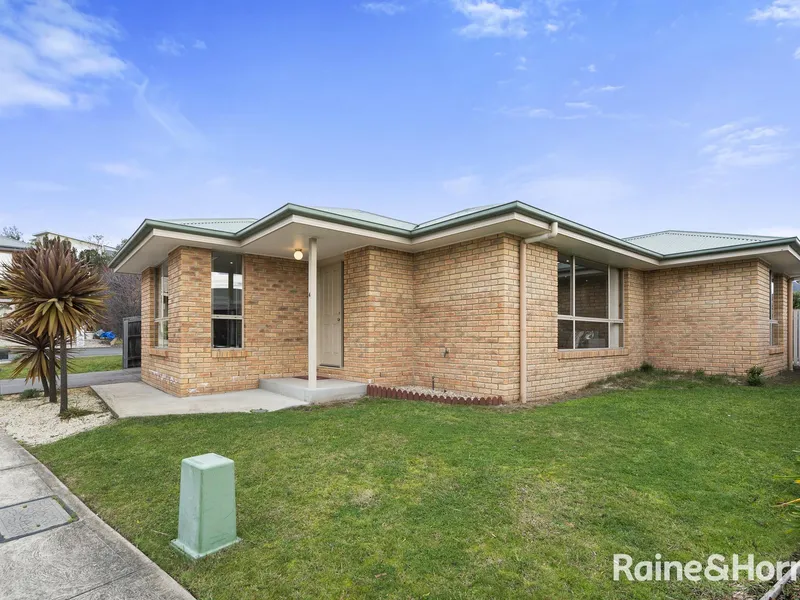 Easy Care, Sunny and Level