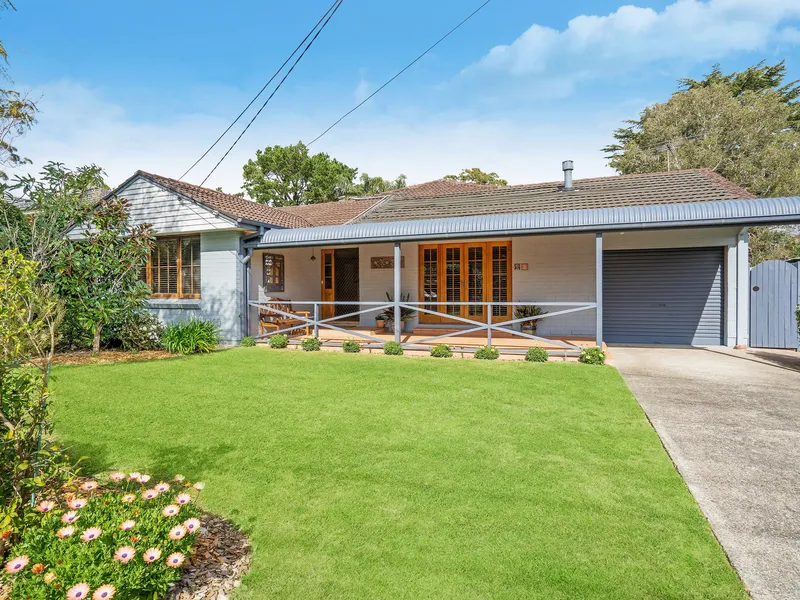 Ideally located, picture-perfect family entertainer