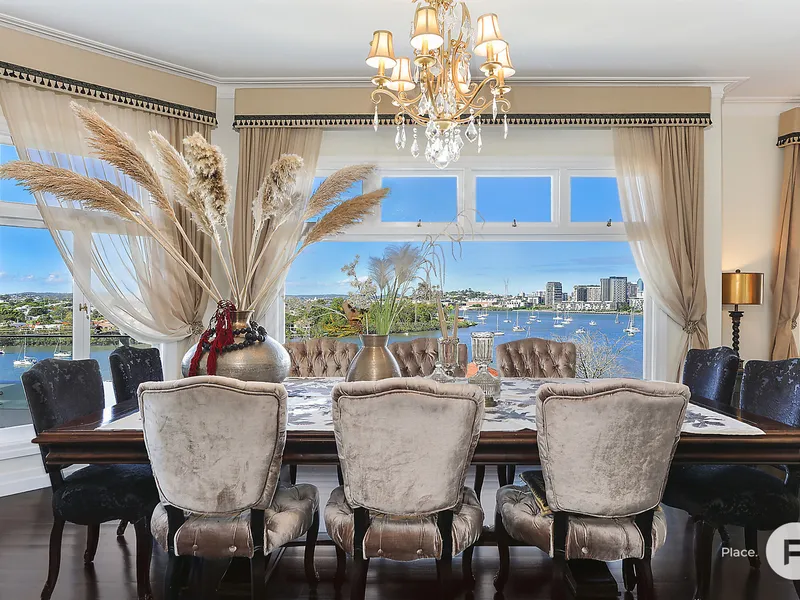 Residential masterpiece with panoramic river views
