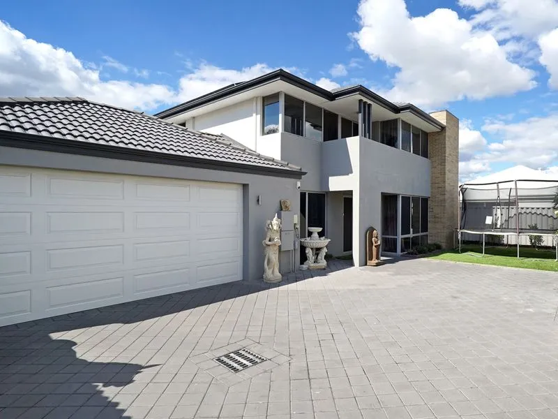 HOME OPEN CANCELLED TODAY - The Perfect Family Entertainer!